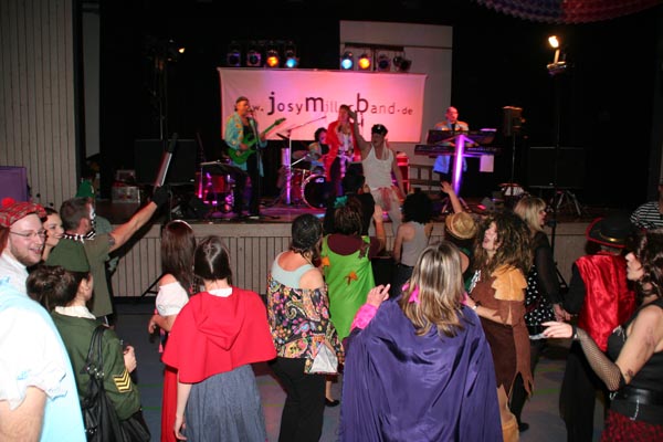 Ball2012 240